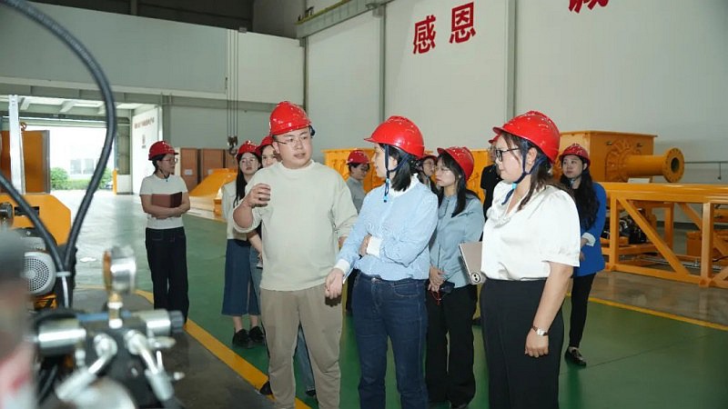 Hunan Province Department of Industry and Informatization held a "five directions" campaign to Feny, jointly drawing a new picture of green mining