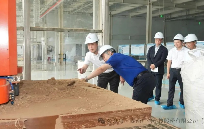 Zhang Zuolin supervises pre holiday safety production work: weaving dense safety protection nets for National Day, Mid Autumn Festival holidays