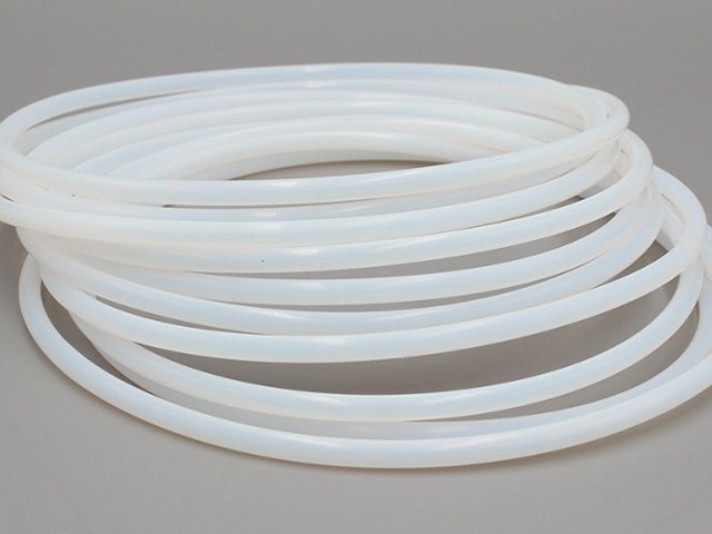 PTFE pipes are used as chemical fluid transportation pipelines