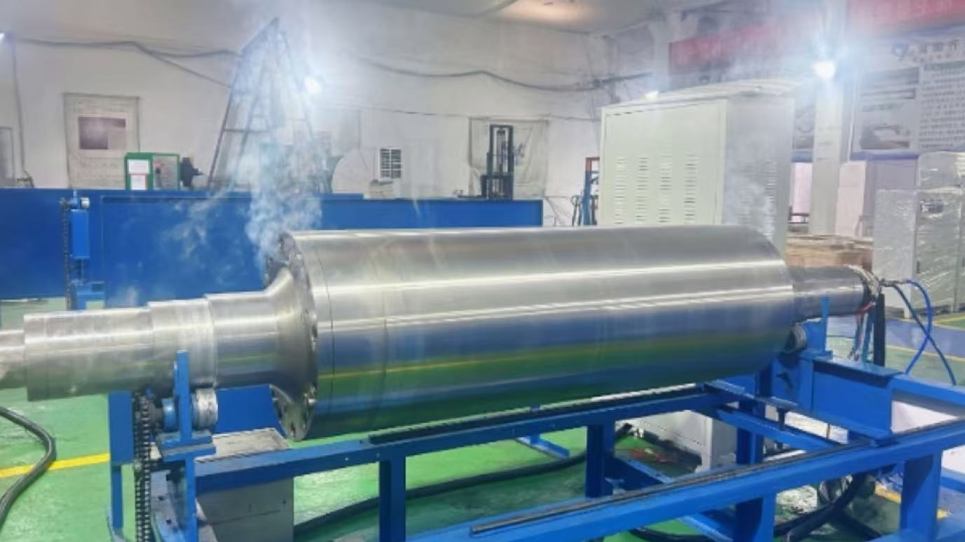 Electromagnetic heating roller - temperature rise debugging in progress Electromagnetic heating roller - temperature rise debugging in progress