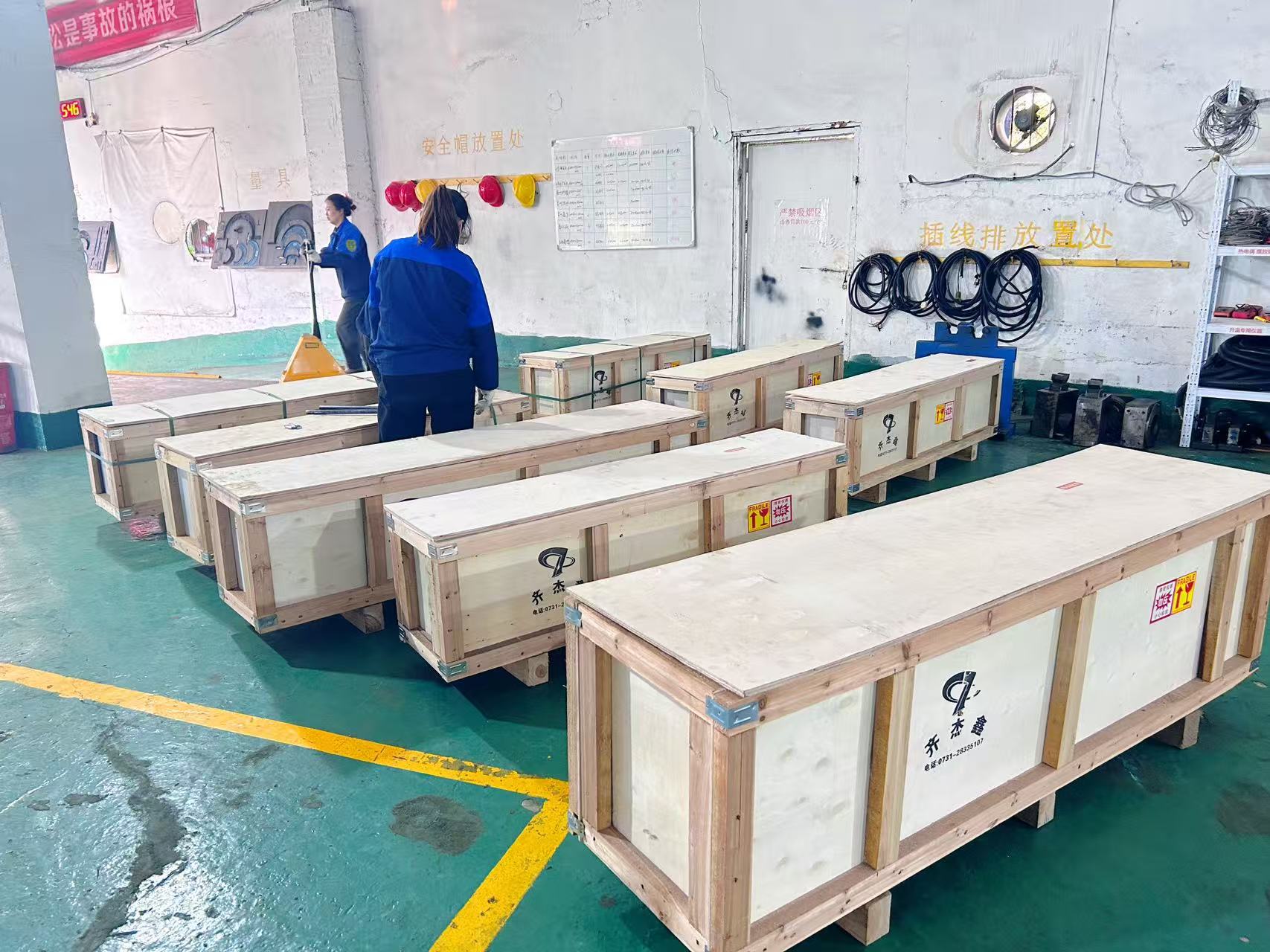 8 Electromagnetic Induction Heating Rolls in Transit