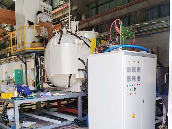 Vacuum refining furnace, Directional crystallization furnace